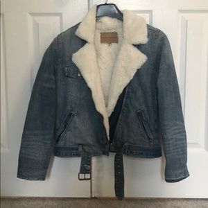 Lucky brand NWOT women’s Med jeans/faux fur jacket
